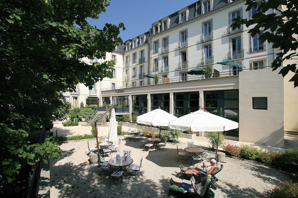Hotel Cerise - Les Sources 룩세일레벵즈 외부 사진